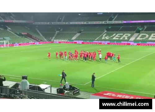 足球明星的独特配饰全解析让你了解球场风尚与个性魅力
